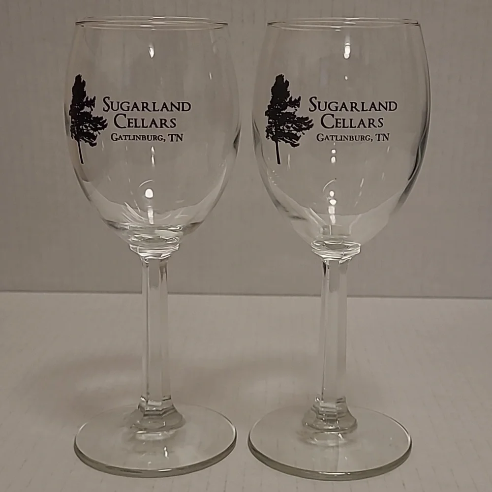 Pair of Sugarland Cellars Gatlinburg TN Wine Glasses